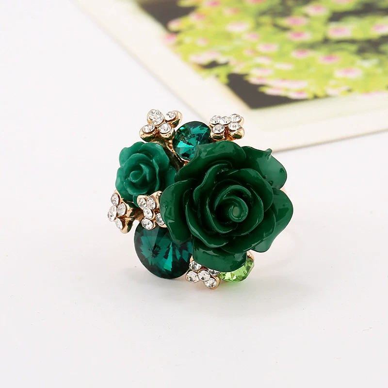 Wholesale Alloy Flower Resin Ring With Diamond Design - Image 6