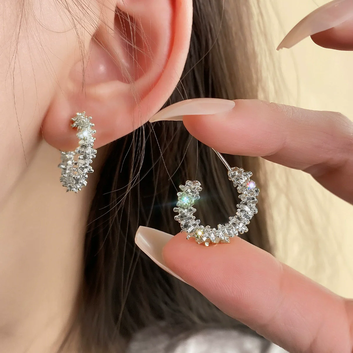 Wholesale Alloy Geometric Irregular Broken Cshaped Women's Earrings Electroplated Simple Light Luxury Style - Image 7