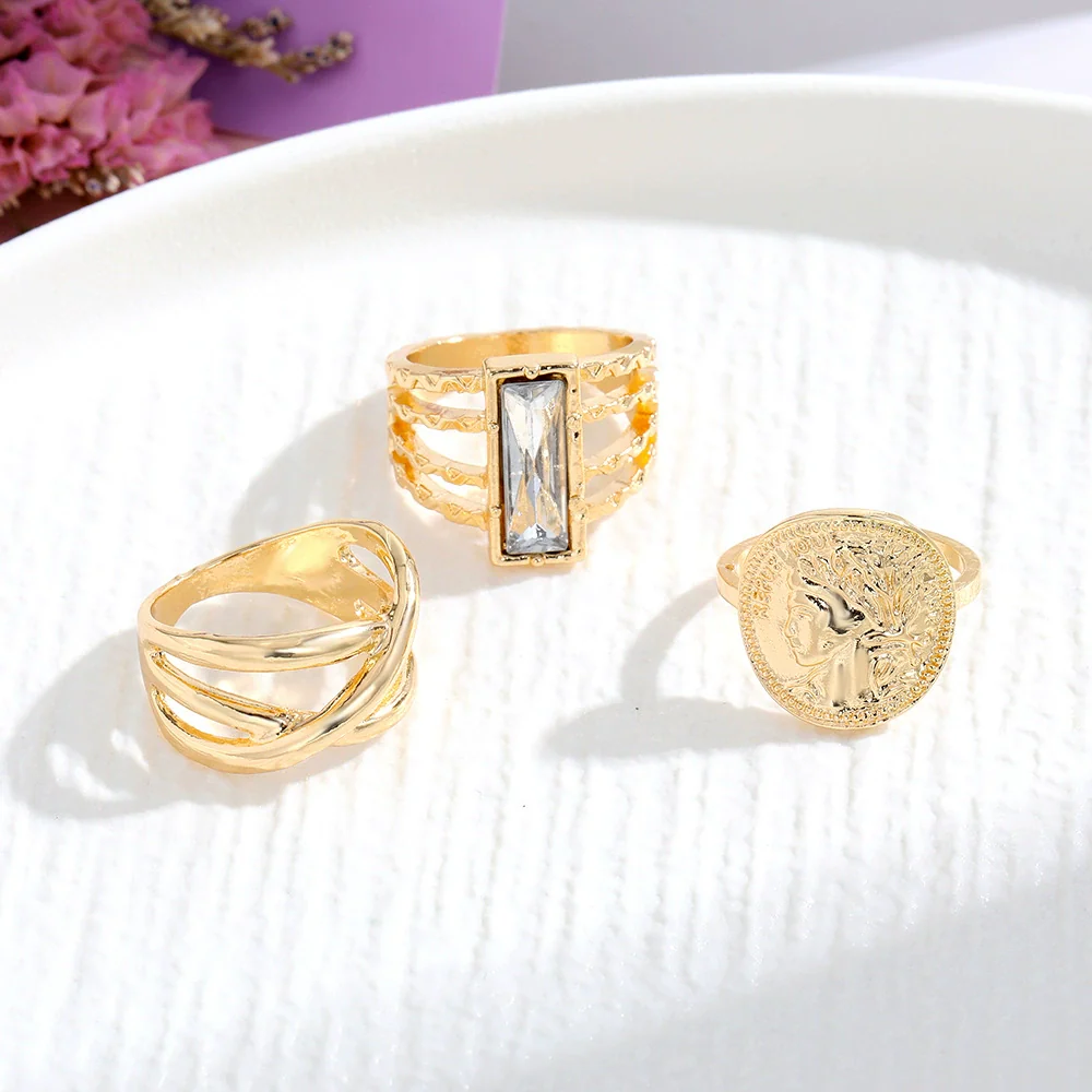 Wholesale Alloy Geometric Relief Portrait Retro Diamond Ring Unisex - Image 2