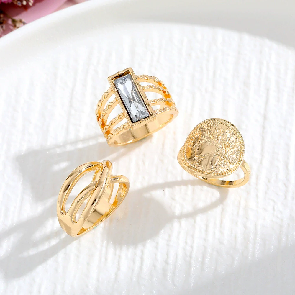 Wholesale Alloy Geometric Relief Portrait Retro Diamond Ring Unisex - Image 3