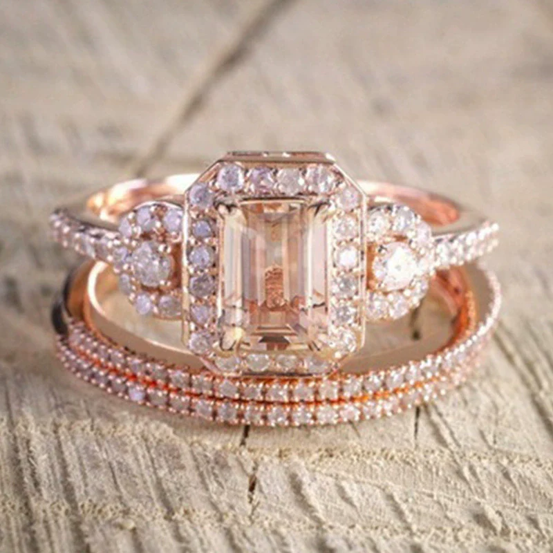 Wholesale Alloy Goldplated Geometric Engagement Ring For Women - Image 2
