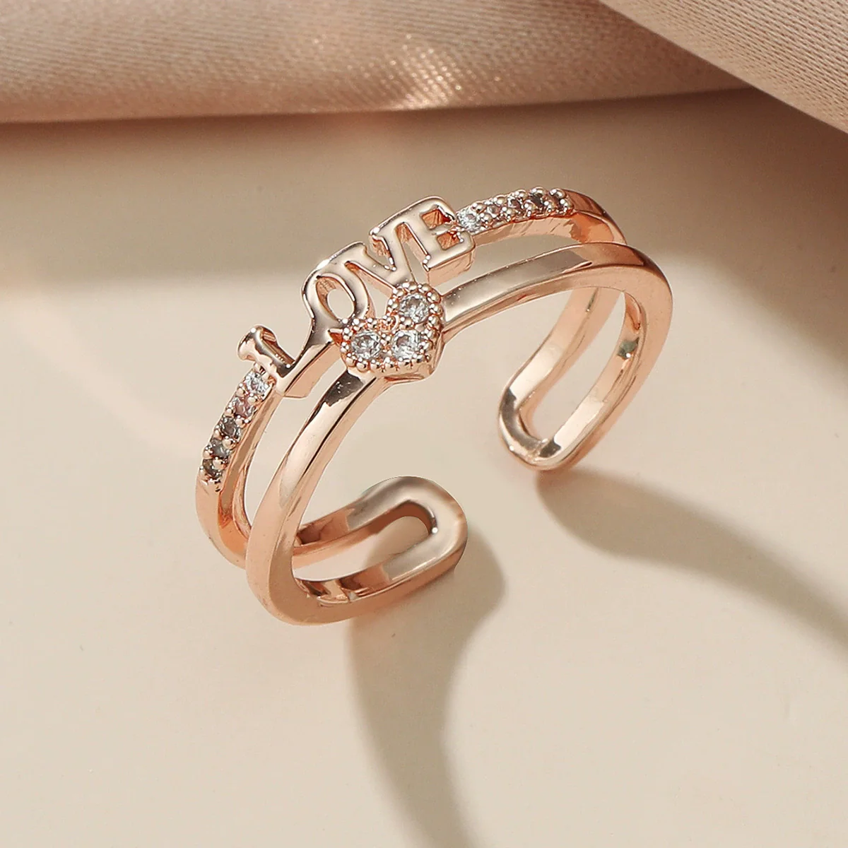 Wholesale Alloy Heart Shaped Electroplated Ring For Women And Unisex - Image 15