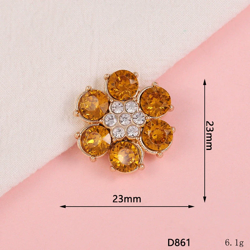 Wholesale Alloy Light Luxury Sixpetal Flower Pattern Electroplated Pendant Mobile Phone Shell Jewelry Accessories - Image 10
