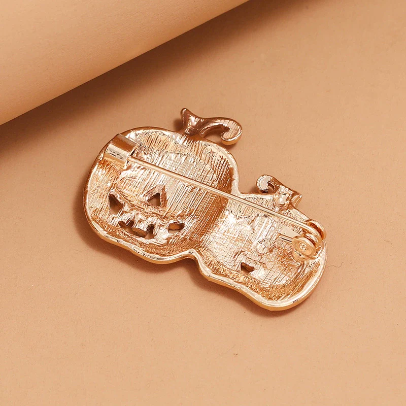 Wholesale Alloy Women's Funny Creative Dripping Oil Pumpkin Brooch - Image 2