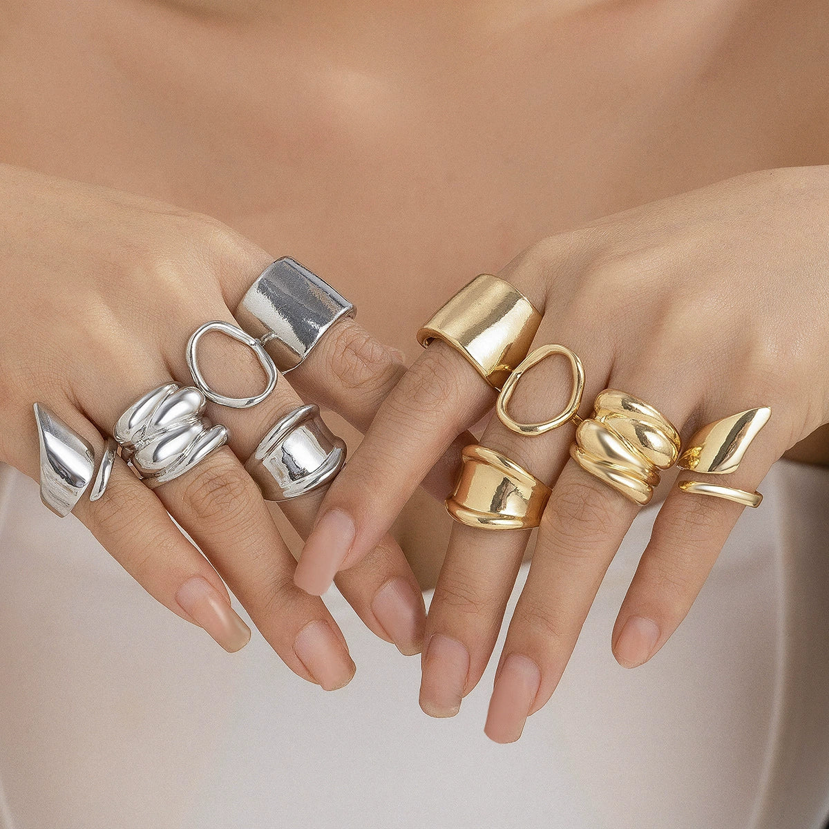 Wholesale Alloy Women's Geometric Retro Metal Ring With Electroplating And Irregular Smooth Opening Design - Image 2