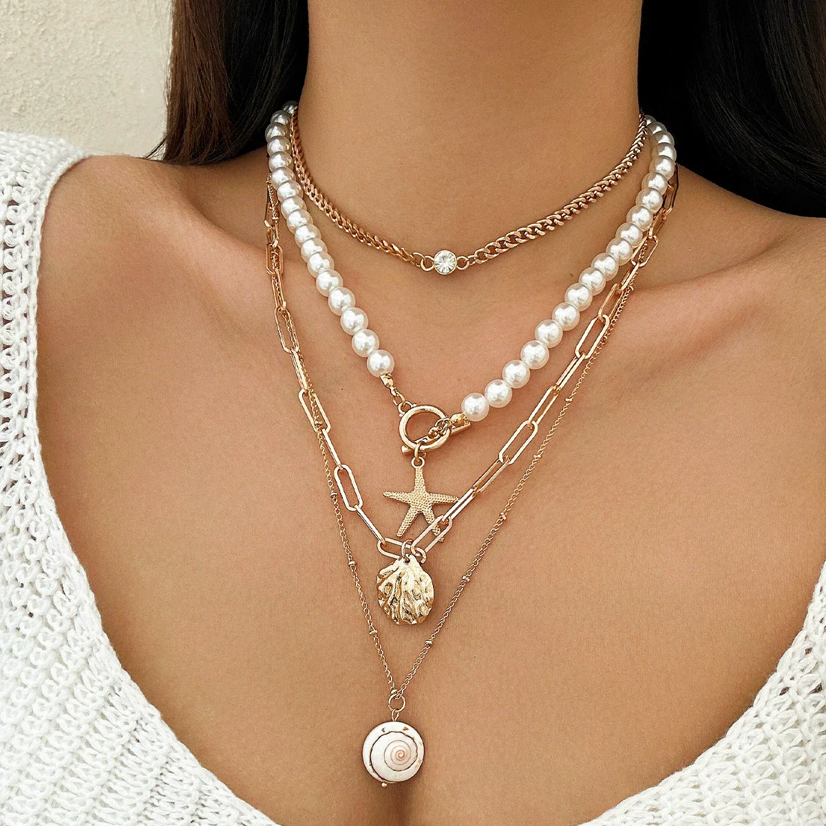 Wholesale Beaded Imitation Pearl Necklace With Starfish Shell Retro Style And Electroplating Processing - Image 10