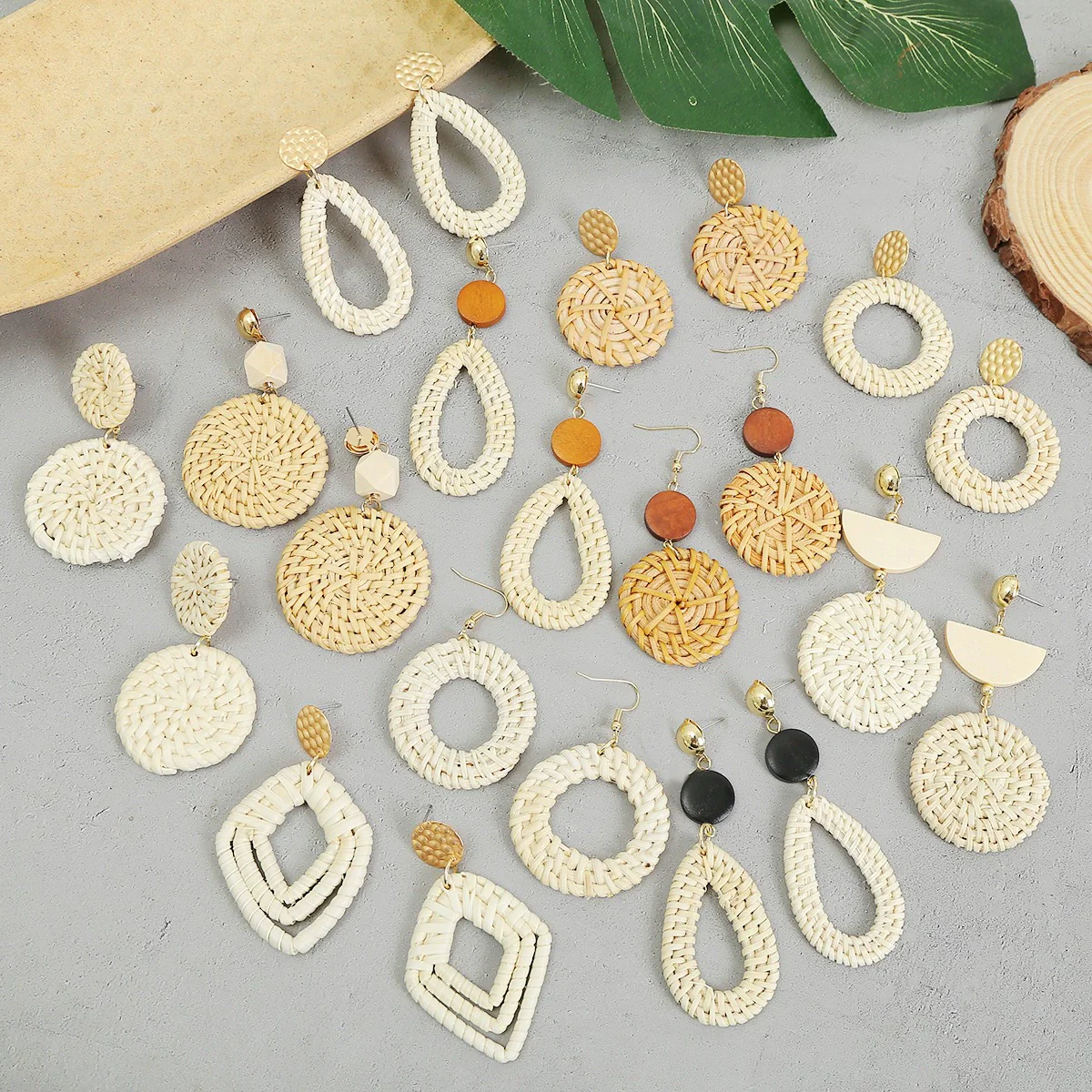 Wholesale Bohemian Wood Rattan Earrings Set With Geometric Pattern And Electroplating - Image 3