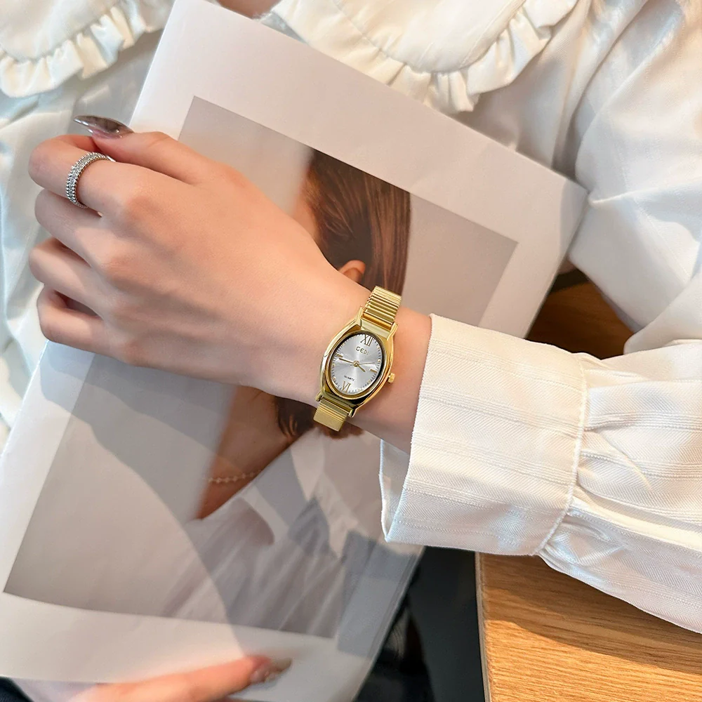 Wholesale Casual Oval Quartz Watch For Female Alloy Case And Strap Mineral Reinforced Glass Mirror Spiral Crown Horseshoe Buckle - Image 3