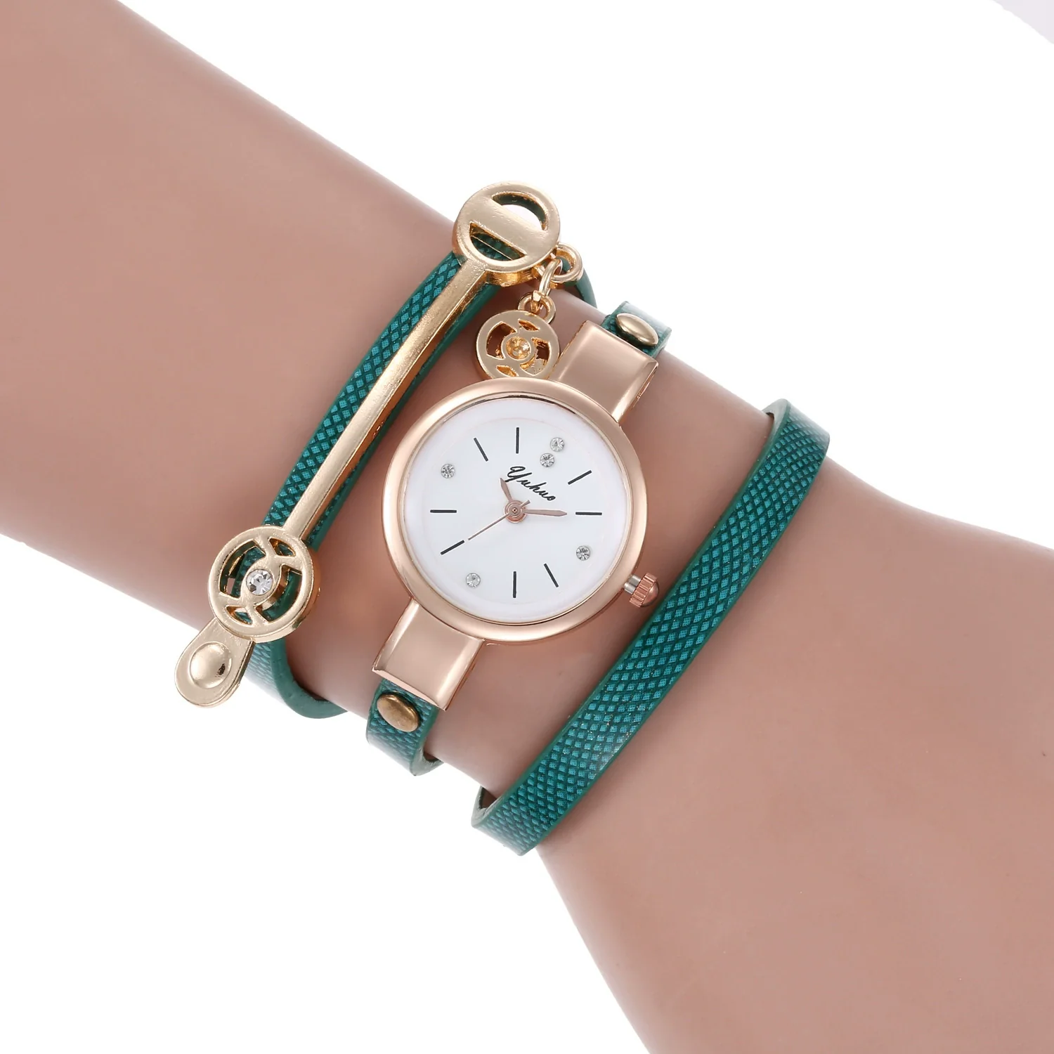 Wholesale Casual Women's Alloy Imitation Leather Strap Round Dial Quartz Winding Handwoven Watch - Image 10