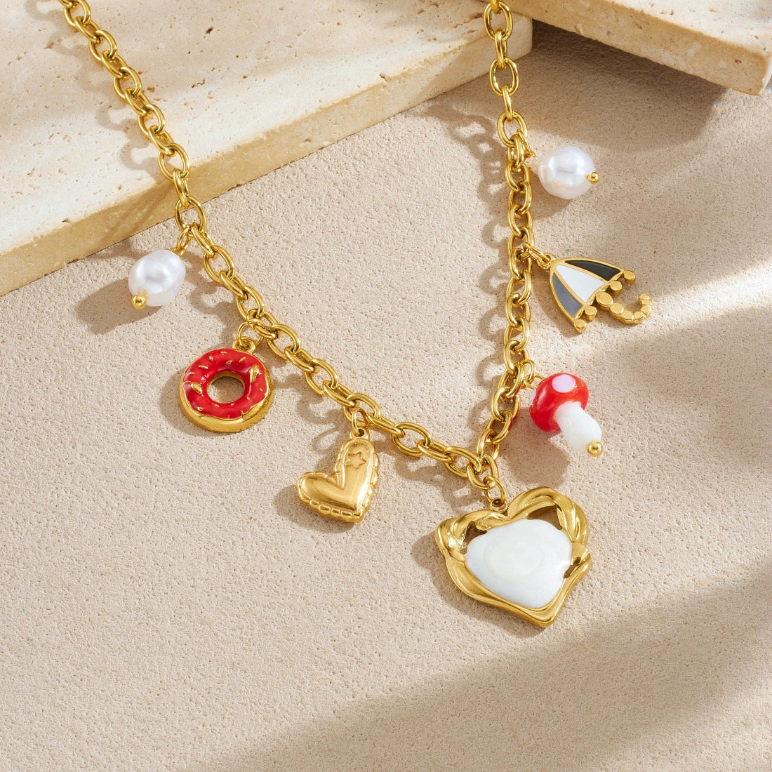 Wholesale Chic Style Electroplated Stainless Steel Heart Shape Pendant Necklace With O Word Chain For Women - Image 2