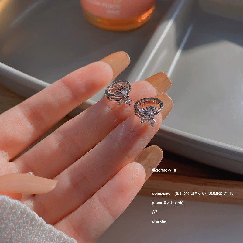 Wholesale Copper Butterfly Bow Electroplated Women's Earrings