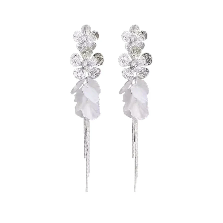 Wholesale Copper Flower Shell Tassel Earrings For Women Electroplated - Image 5