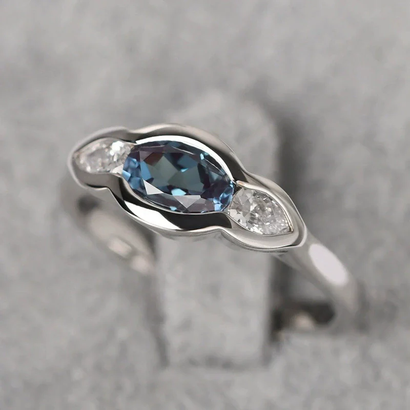 Wholesale Copper Geometric Ring For Women With Zirconia Design - Image 2