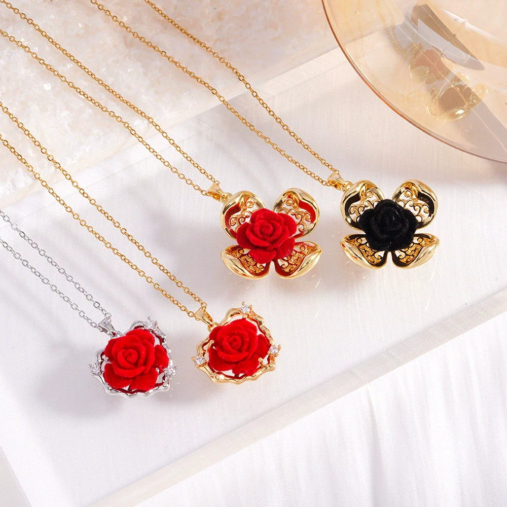 Wholesale Copper Goldplated Flowershaped Pendant Women's Retro Long O Word Chain Necklace For Autumn And Winter Accessories - Image 3