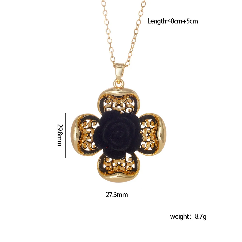 Wholesale Copper Goldplated Flowershaped Pendant Women's Retro Long O Word Chain Necklace For Autumn And Winter Accessories - Image 8