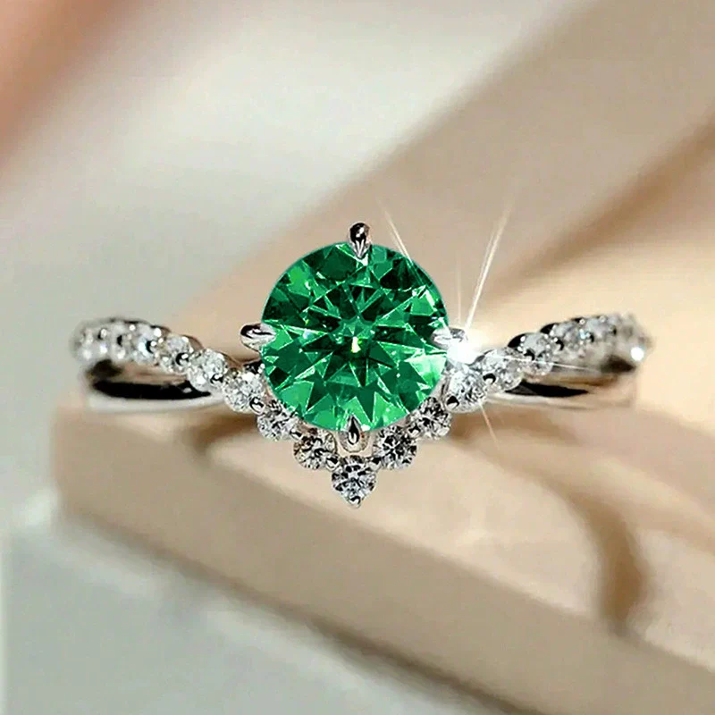 Wholesale Copper Women's Couple Ring With Inlaid Zircon Princess Style Geometric Pattern Four Claw Setting - Image 3