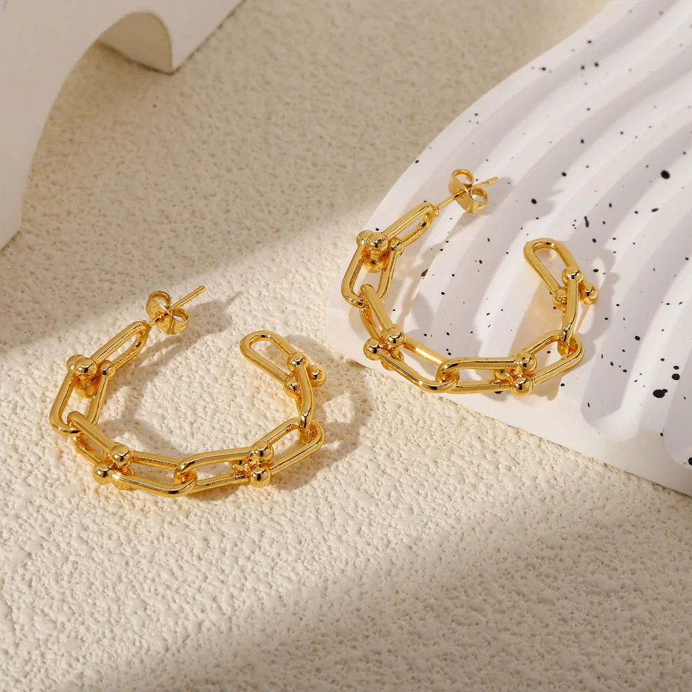 Wholesale Earrings Copper Geometric Cshaped Simple Style Electroplating Design For Women - Image 2