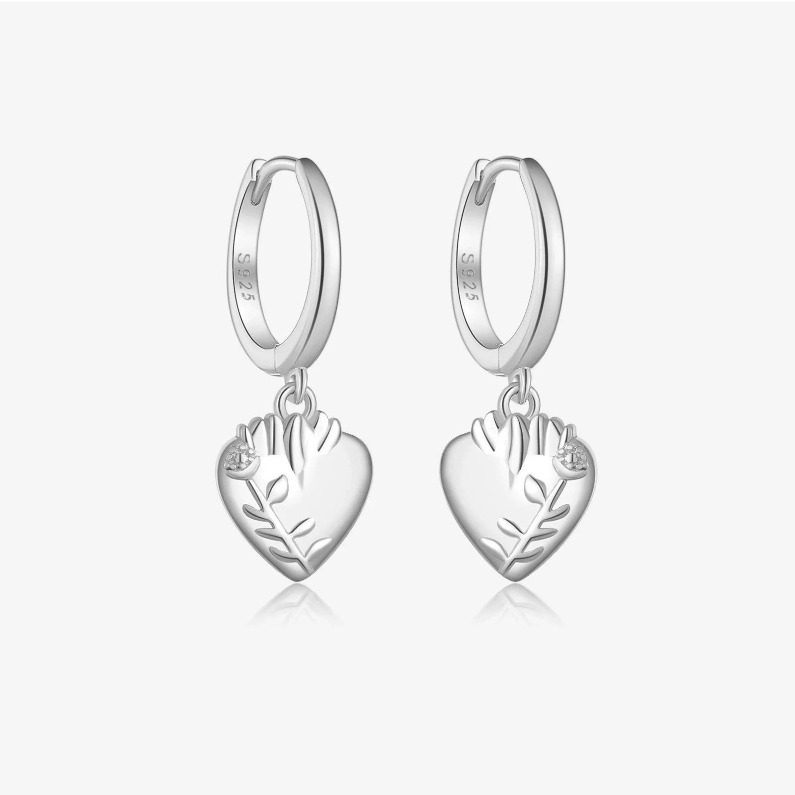 Wholesale Earrings S925 Sterling Silver Geometric Love Pendant Electroplated Platinum 18K Gold Women's Jewelry - Image 6
