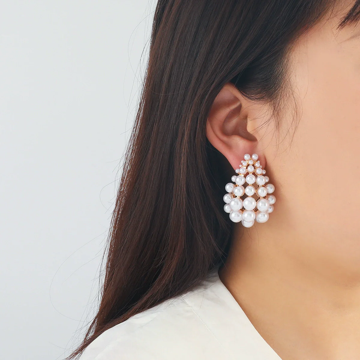 Wholesale Earrings Zinc Alloy Geometric Style Set With Diamonds Retro Light Luxury Imitation Pearl Hollow Design Women's - Image 2