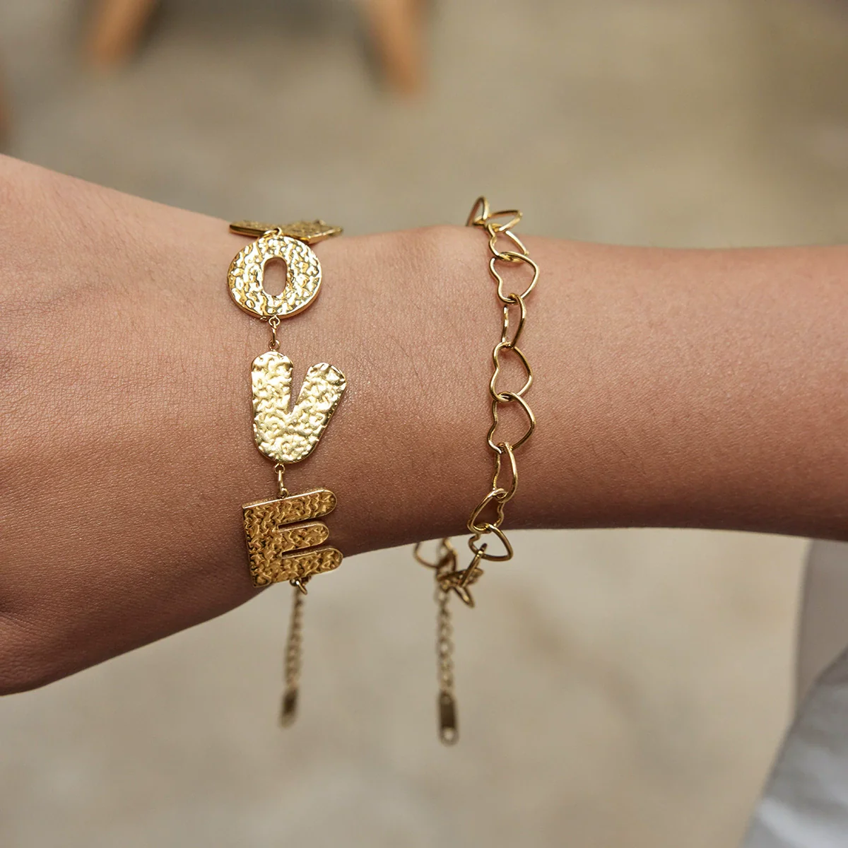 Wholesale Electroplated 18K Gold Geometric Stainless Steel Love Bracelet Jewelry For Women - Image 3