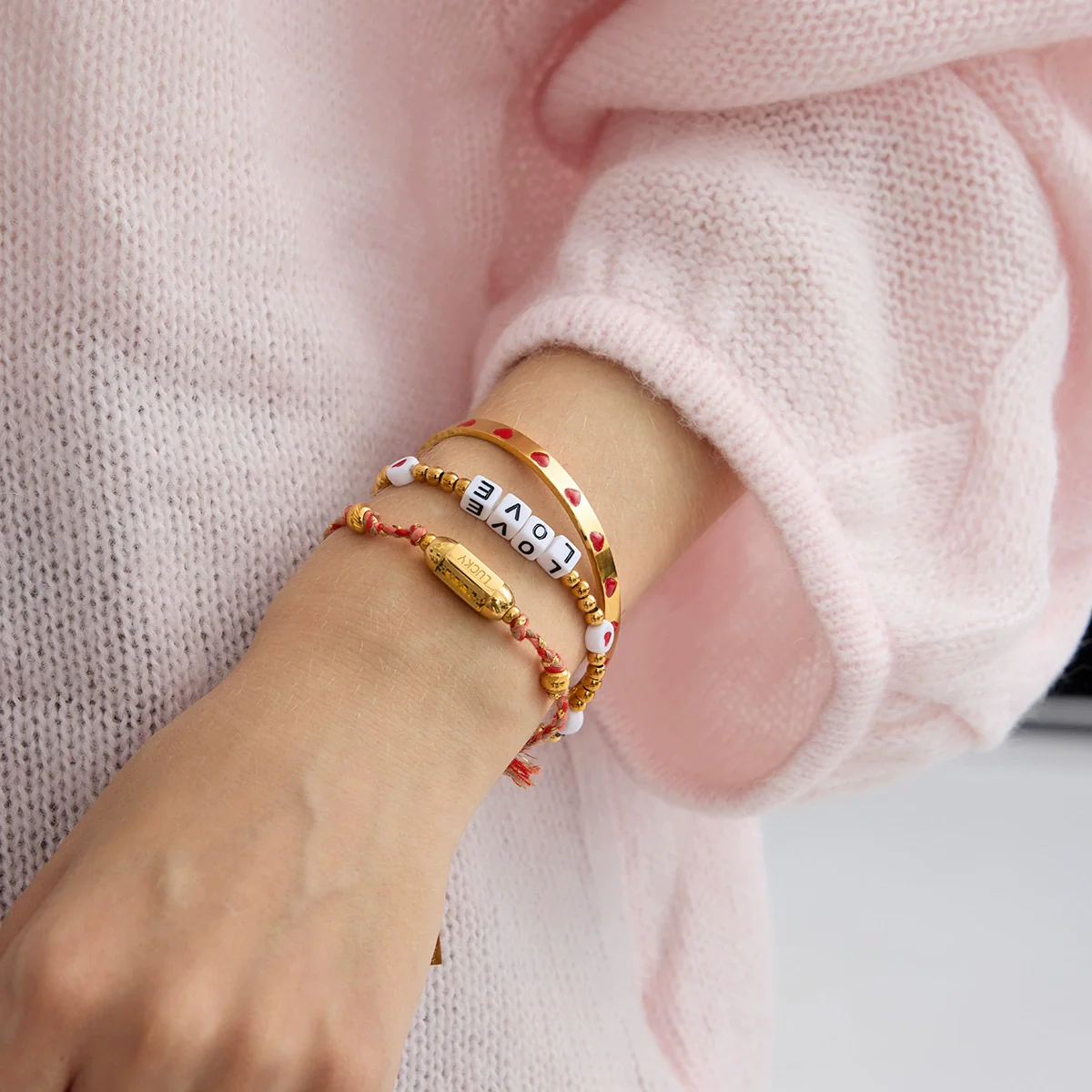 Wholesale Electroplated Stainless Steel Heart Open Bracelet Light Luxury Jewelry For Women - Image 3