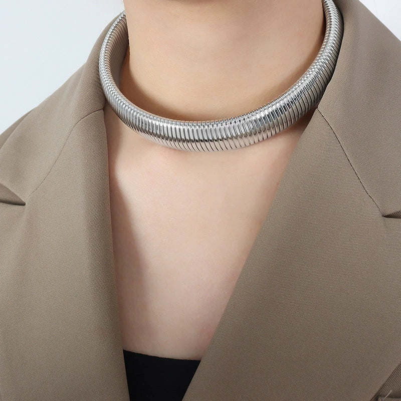 Wholesale Exaggerated Design Personality Fashion Jewelry Set For Women Titanium Steel Gold Plated With Snake Bone Chain - Image 12