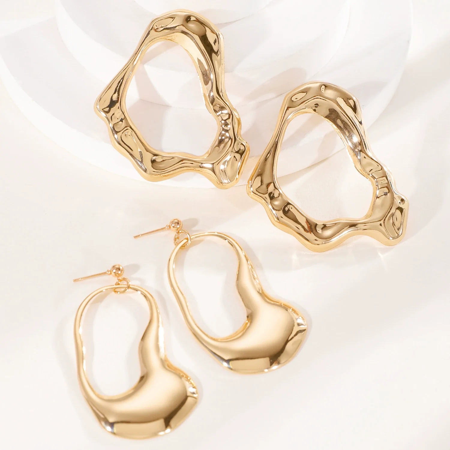 Wholesale Exaggerated Geometric Iron Electroplated Earrings And Necklaces For Women - Image 4