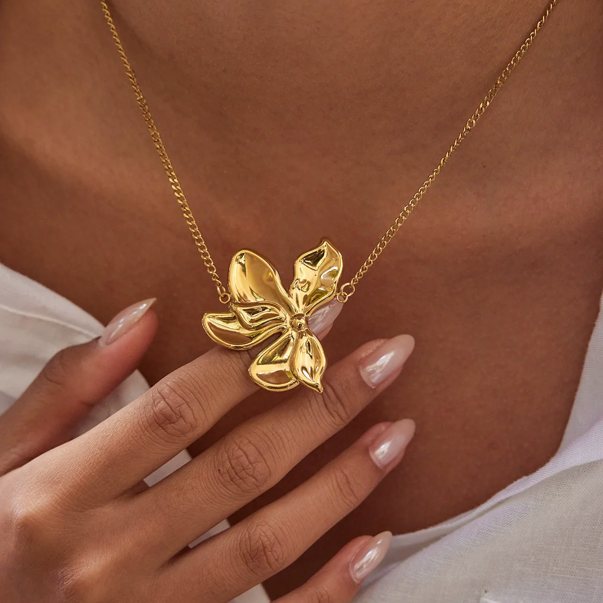 Wholesale Exaggerated Ninelayered Floral Stainless Steel 18K Gold Electroplated Necklace For Women