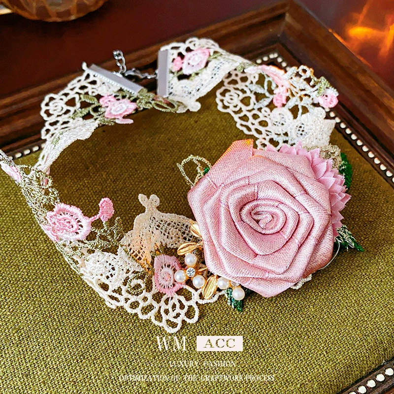 Wholesale Fabric Flower Pearl Diamond Women's Necklace With Sweet Design And Electroplating - Image 4