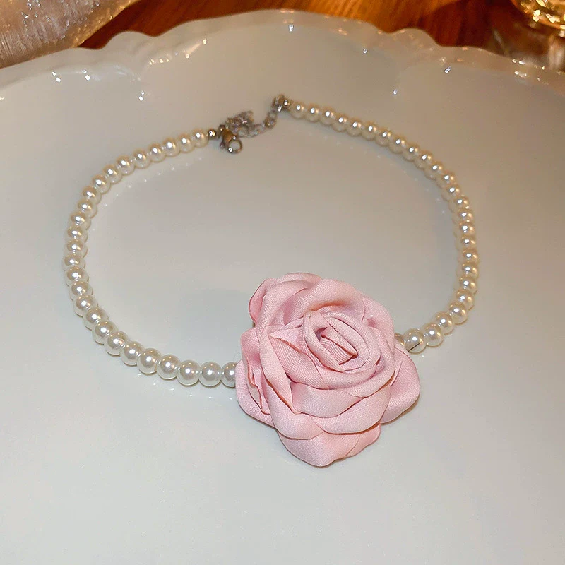 Wholesale Fabric Flower Pearl Diamond Women's Necklace With Sweet Design And Electroplating - Image 7