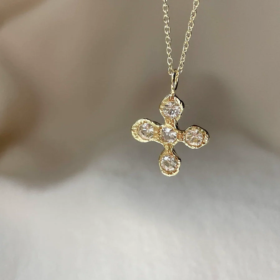 Wholesale Fashion Geometric Cross Necklace And Flower Bracelet Copper Electroplated Inlaid Zircon - Image 7