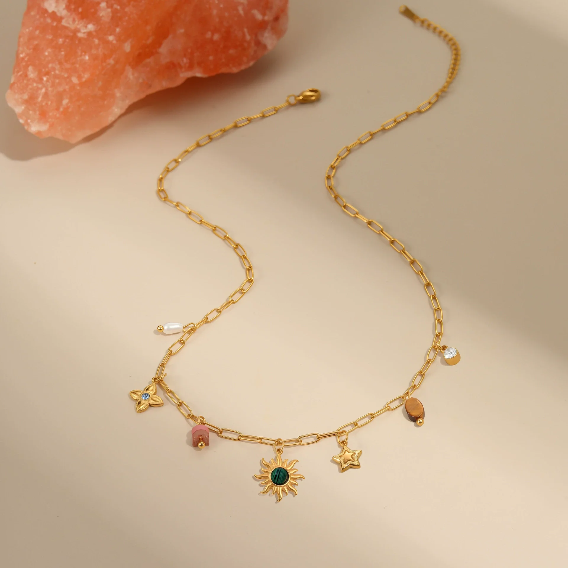 Wholesale Fashion Geometric Stainless Steel 18K Electroplated Love Pendant Clavicle Necklace For Women - Image 3