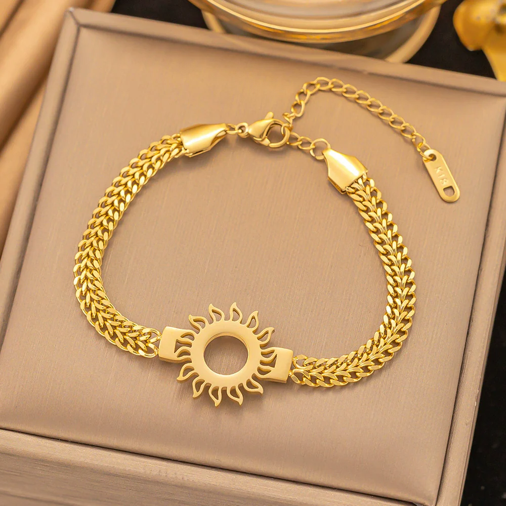 Wholesale Fashion Light Luxury Electroplated Stainless Steel Geometric And Heart Shape Bracelet For Women - Image 29