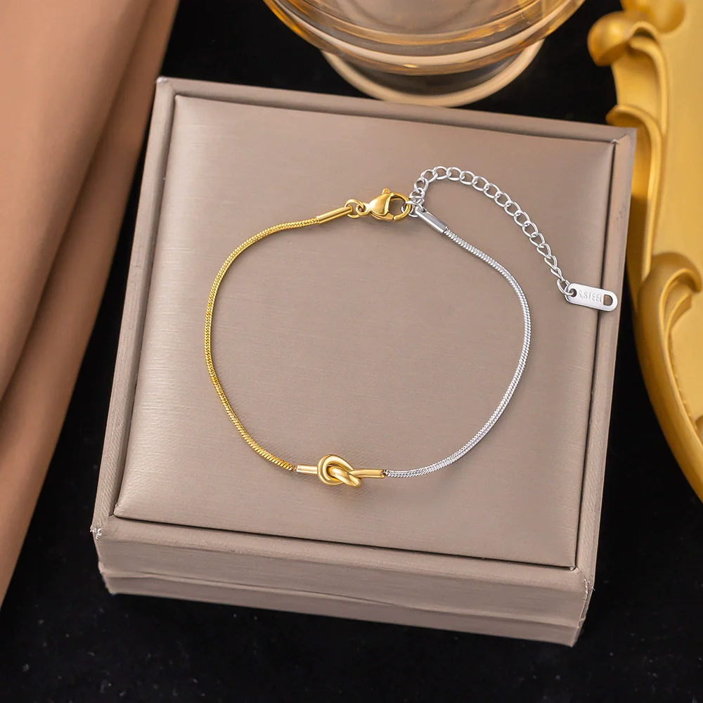 Wholesale Fashion Light Luxury Electroplated Stainless Steel Geometric And Heart Shape Bracelet For Women - Image 59