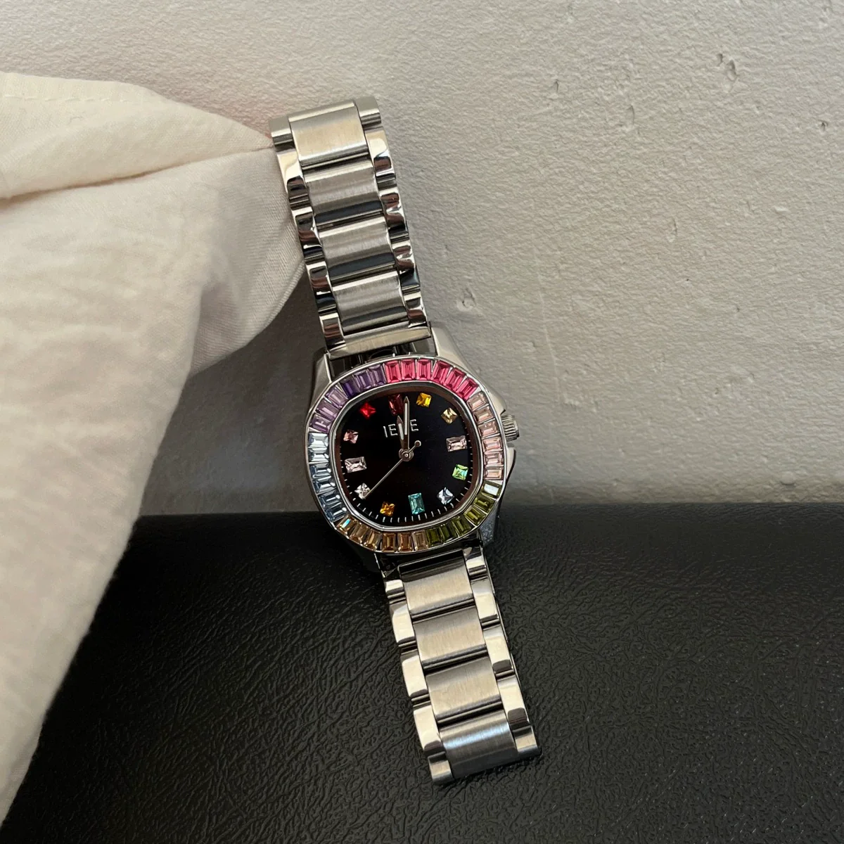 Wholesale Fashion Light Luxury Quartz Watch With Alloy Case Stainless Steel Band Butterfly Buckle And Square Dial - Image 5