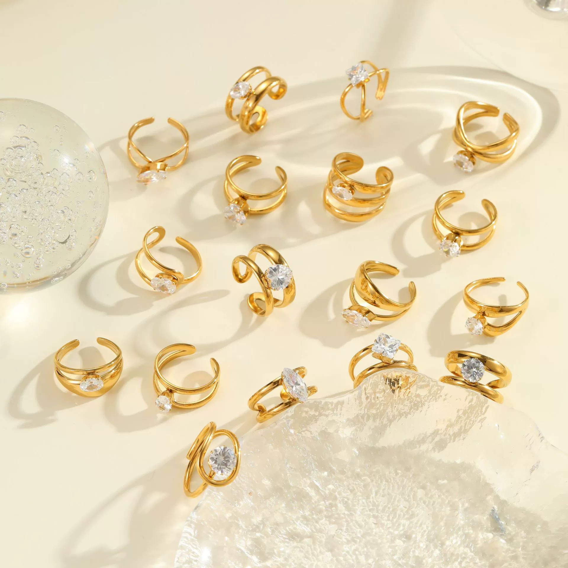 Wholesale Fashionable And Exquisite 18K Gold Plated Stainless Steel Geometric Ring With Inlaid Zircon For Women - Image 2