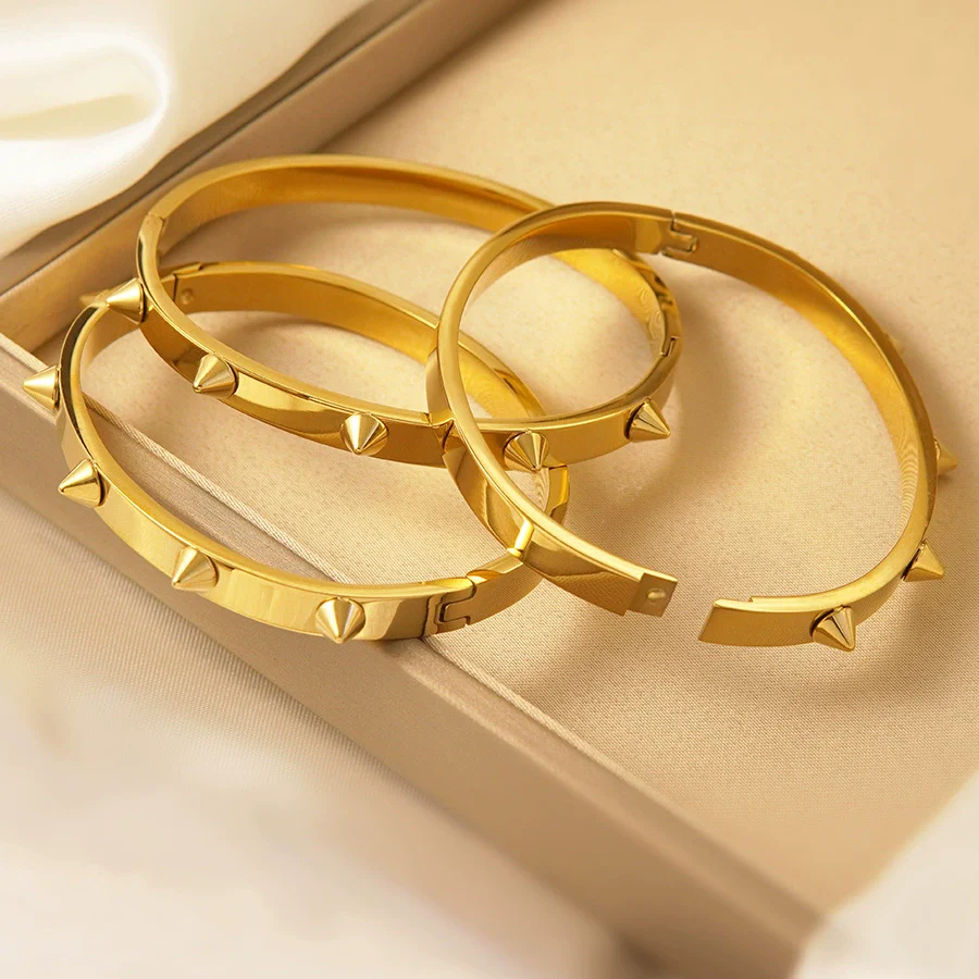 Wholesale Fashionable Geometric 18K Goldplated Stainless Steel Rivet Bracelets Highend Jewelry Accessories - Image 2