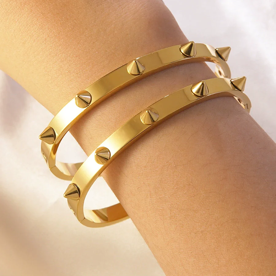 Wholesale Fashionable Geometric 18K Goldplated Stainless Steel Rivet Bracelets Highend Jewelry Accessories - Image 3