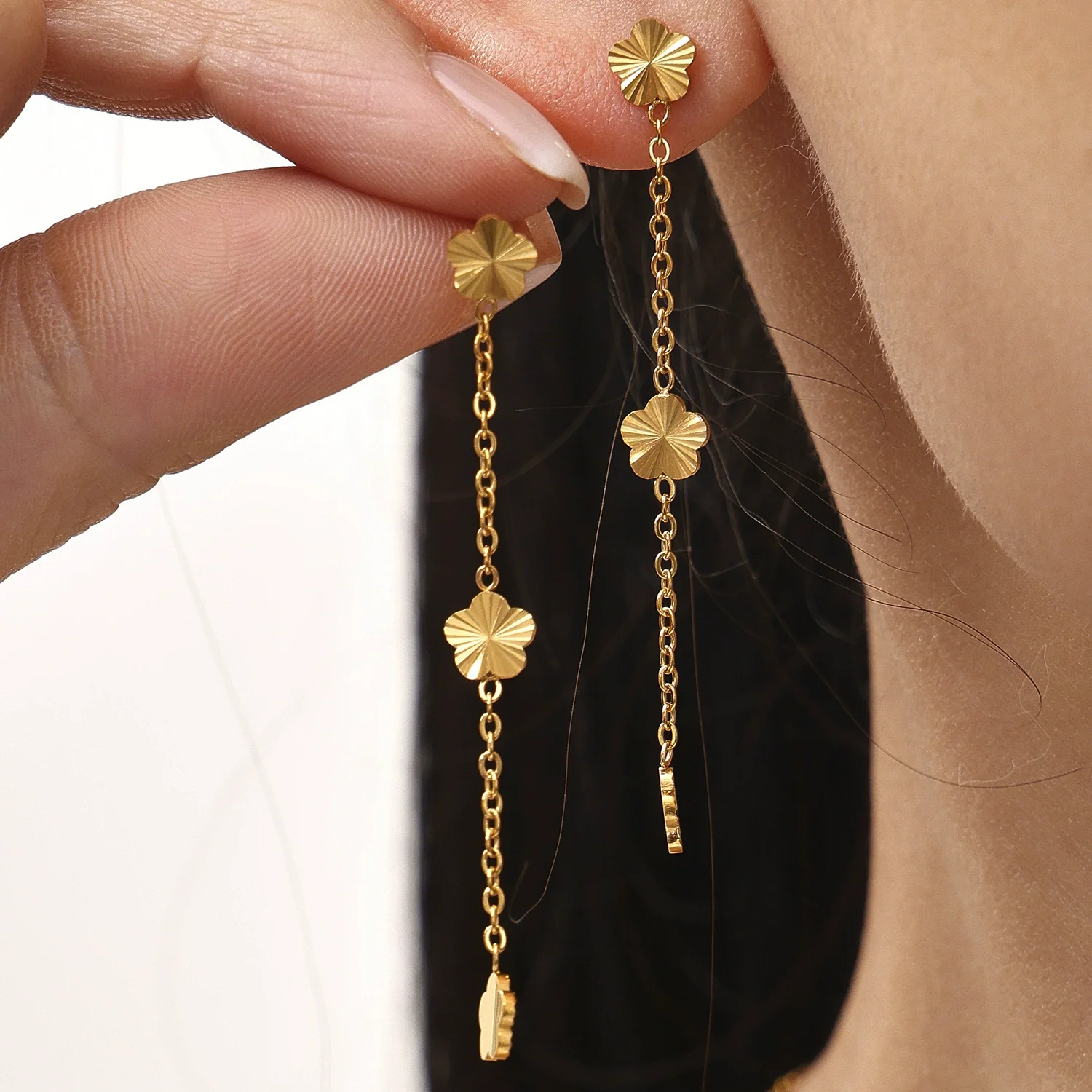Wholesale Ferris Wheel Flower Clavicle Chain Earrings Set Elegant Fashion Jewelry Electroplated Stainless Steel - Image 4