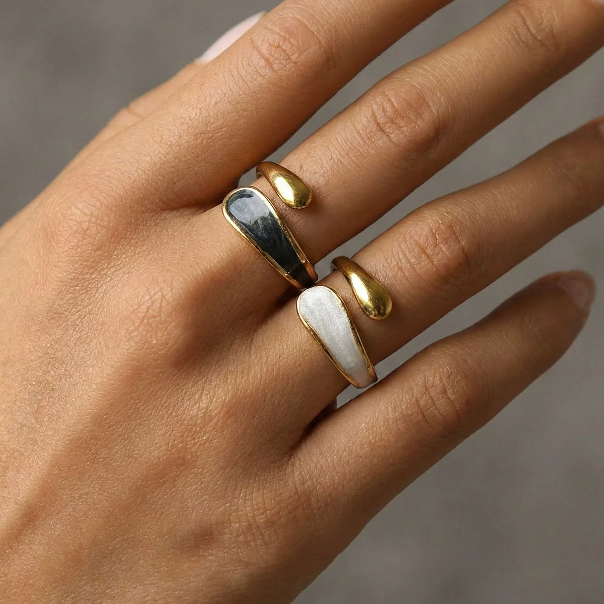 Wholesale Geometric And Heart Shape Electroplated Stainless Steel Ring For Women And Men - Image 2