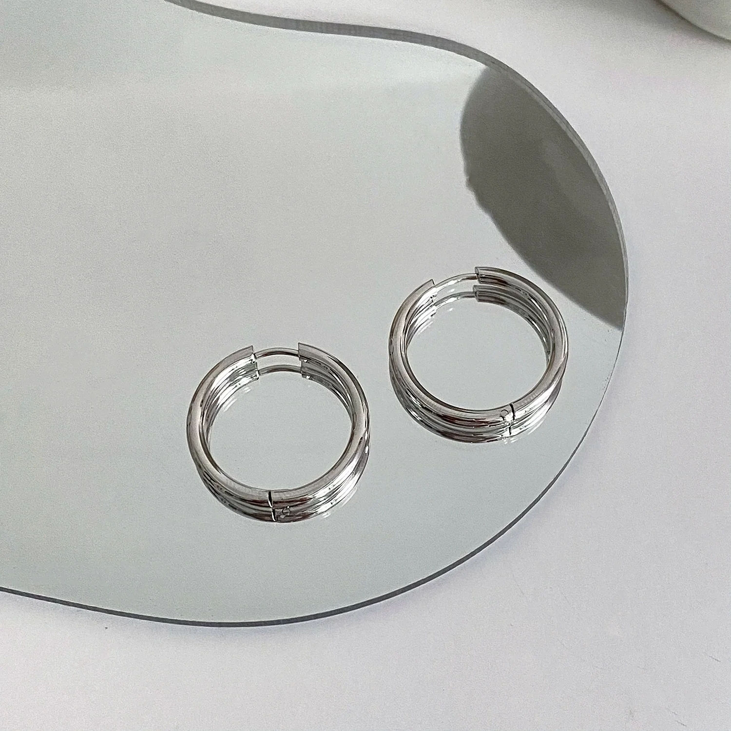 Wholesale Geometric Copper Ear Stud Earrings With Electroplating - Image 7