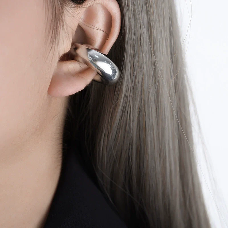 Wholesale Geometric Electroplated Titanium Steel Ear Clips For Girls Fashion Jewelry - Image 6