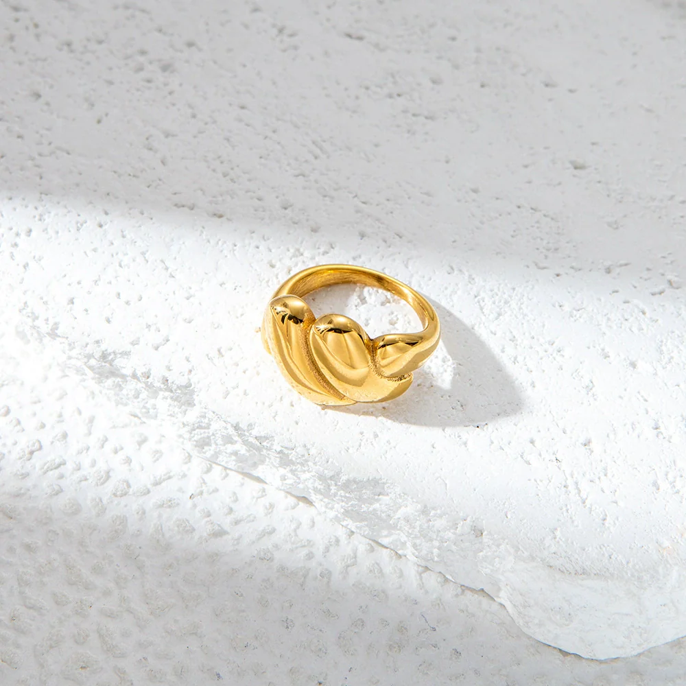 Wholesale Geometric Irregular Twist Lines Stainless Steel Ring With Electroplating For Couple Fashion Commuter Personality Accessories - Image 3