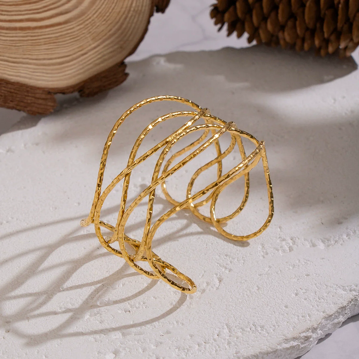 Wholesale Geometric Lines Cross Hollow Opening Stainless Steel Electroplated Bracelet Jewelry For Girls