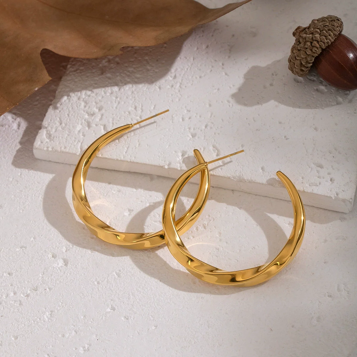 Wholesale Geometric Plain Hoop Earrings Stainless Steel Pvd Furnace Vacuum Real Gold Plated Jewelry For Girls - Image 3