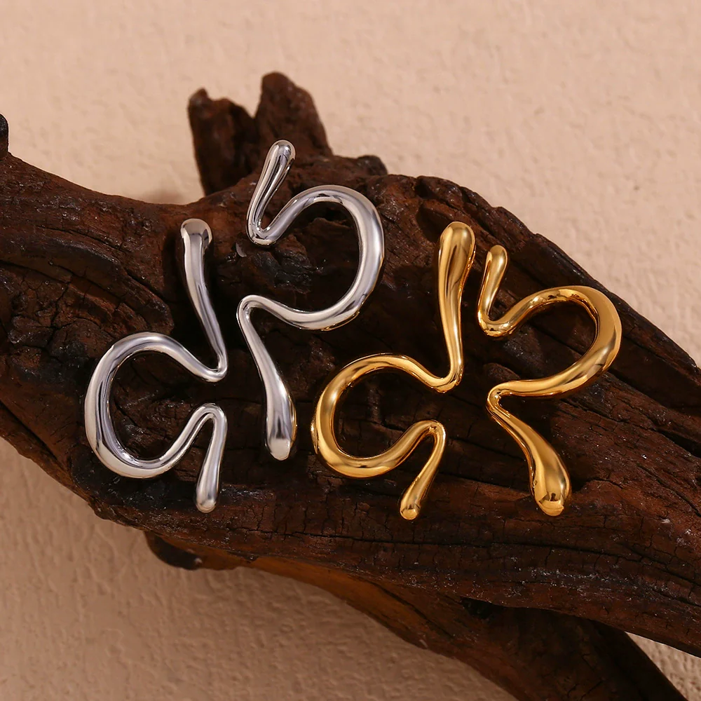 Wholesale Geometric Stainless Steel 18K Gold Plated Asymmetrical Liquid Curved Ear Clip Earrings For Women - Image 3
