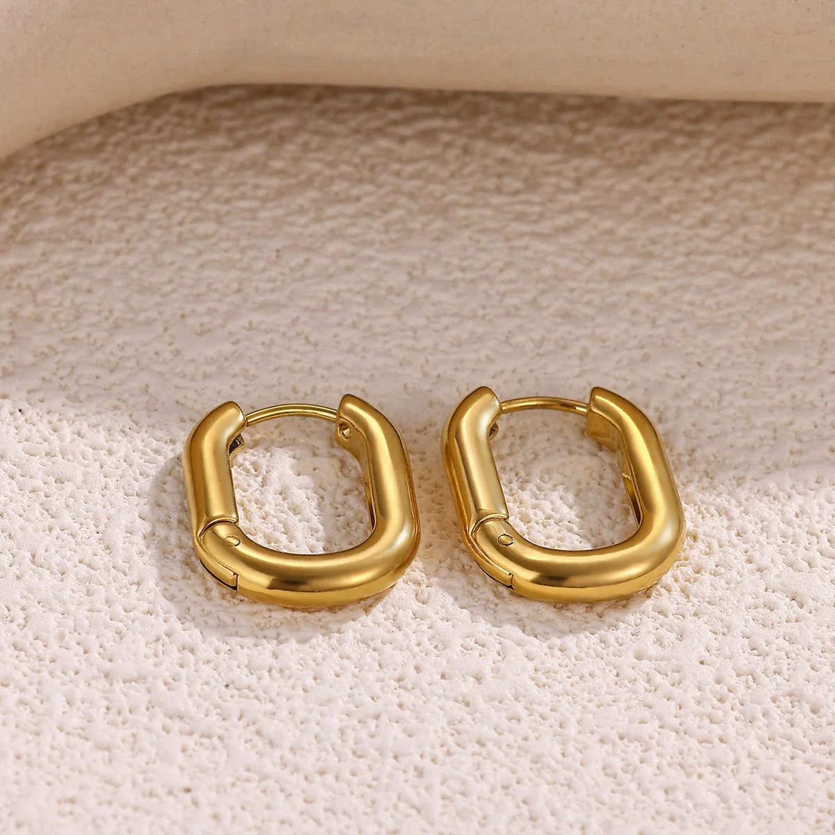 Wholesale Geometric Stainless Steel 18K Gold Plated Hollow Oval Ring Circle Earrings For Men And Women - Image 4