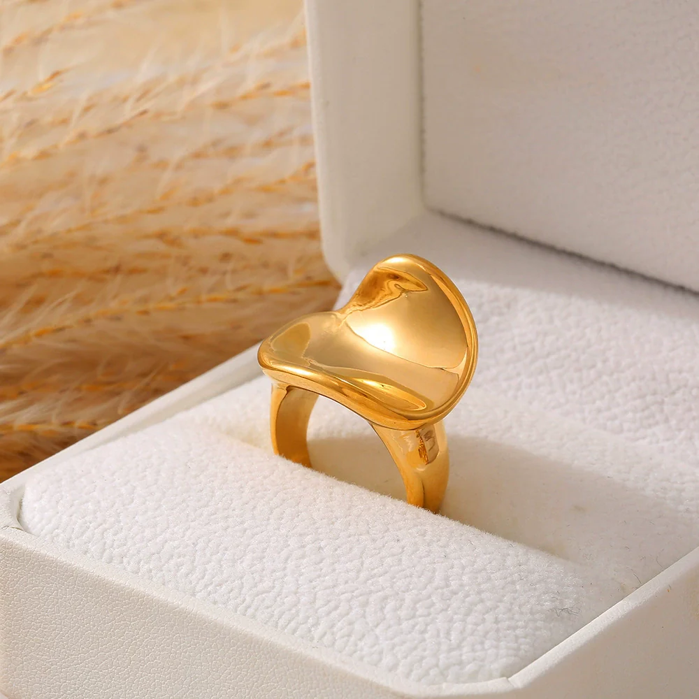 Wholesale Geometric Stainless Steel Electroplated 18K Gold Threedimensional Ring For Women - Image 2