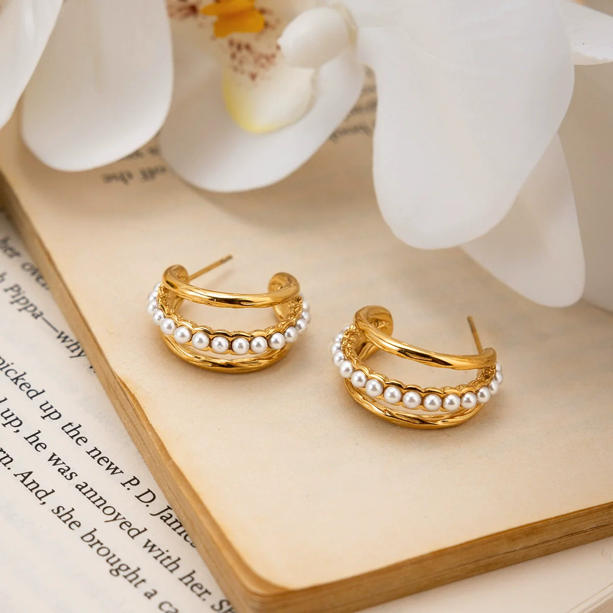 Wholesale Geometric Stainless Steel Electroplated Microencrusted Hoop Earrings For Women - Image 3
