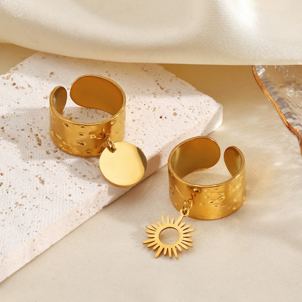 Wholesale Geometric Stainless Steel Electroplated Ring For Women - Image 4